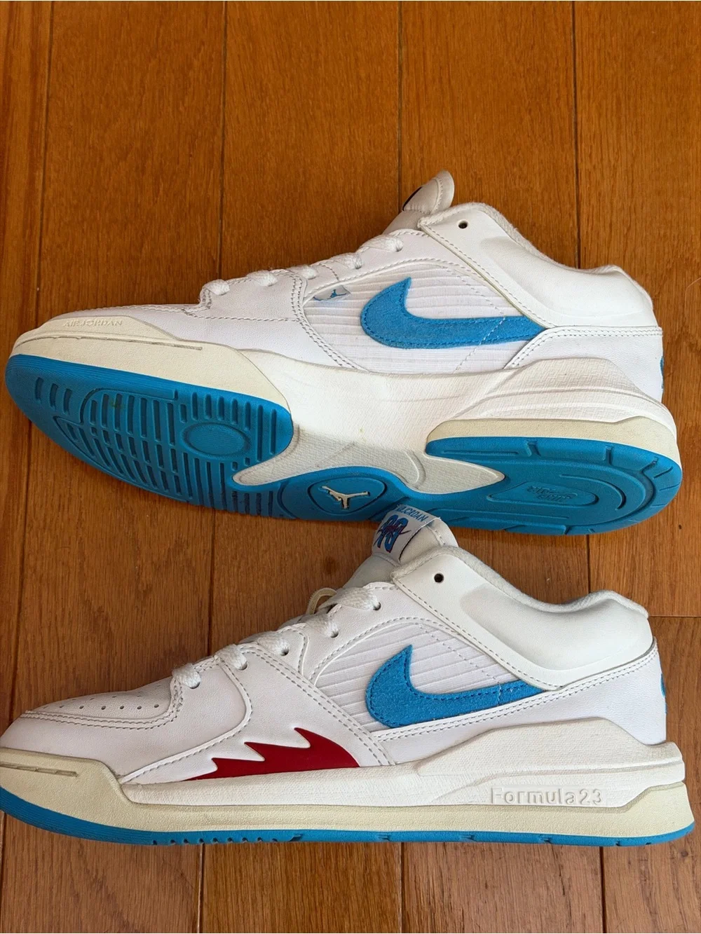 Nike Women’s Air Jordan Stadium 90 White Dark Powder Blue FB2269-100